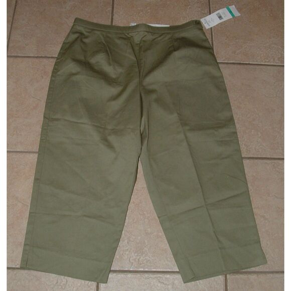 Chaus Pants - NEW NWT Sage Green Sz 16 Stretchy Cotton Side Zip Capris Cropped Pants CHAUS